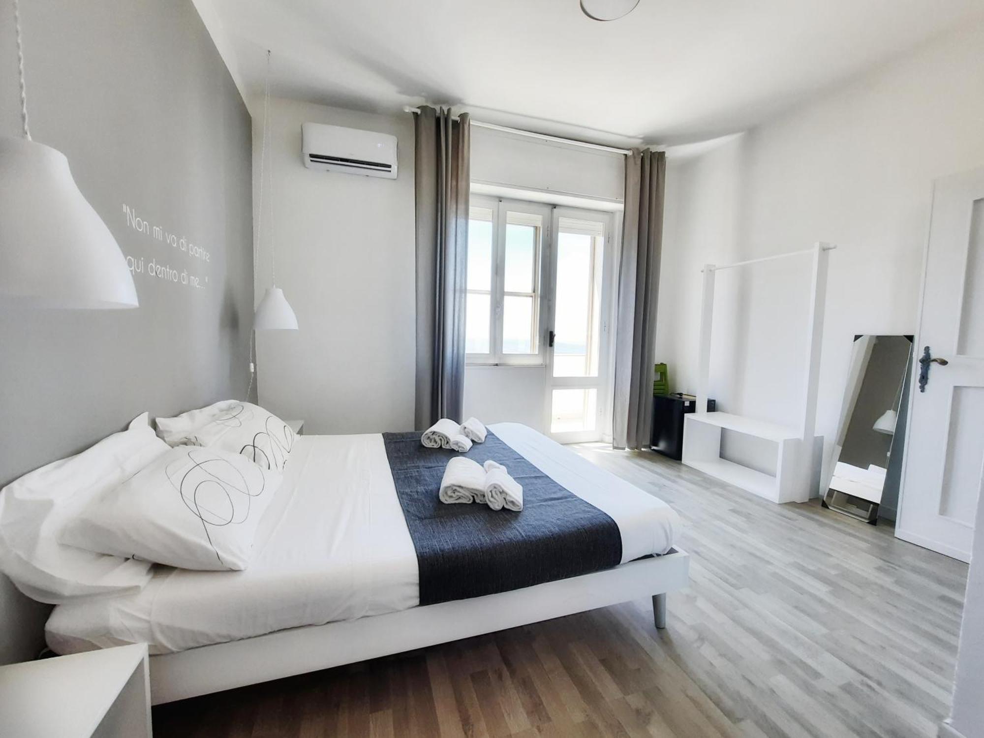 Bed and Breakfast Tuffudesu Osilo Zimmer foto